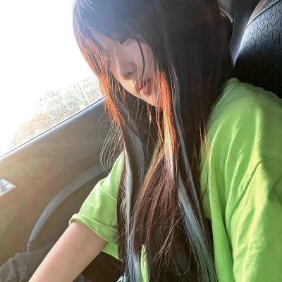 四月的女儿